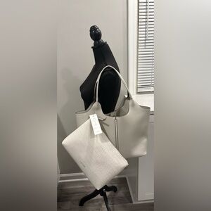NWT Calvin Klein 2 in 1 Pebbled Beach Tote- perfect for any commuter!